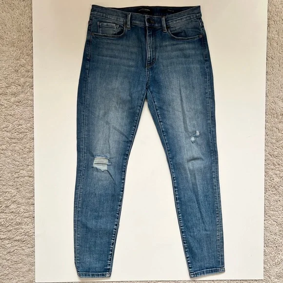 Banana Republic Mid Rise Destruct Skinny Jeans - Picture 6 of 12